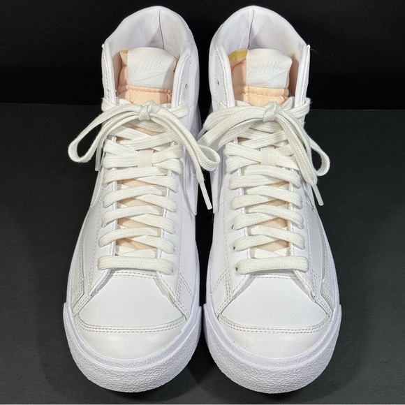 Nike Blazer '77 Vintage Women’s Size 8 Mid Triple White CZ1055-117 NEW - Picture 8 of 16